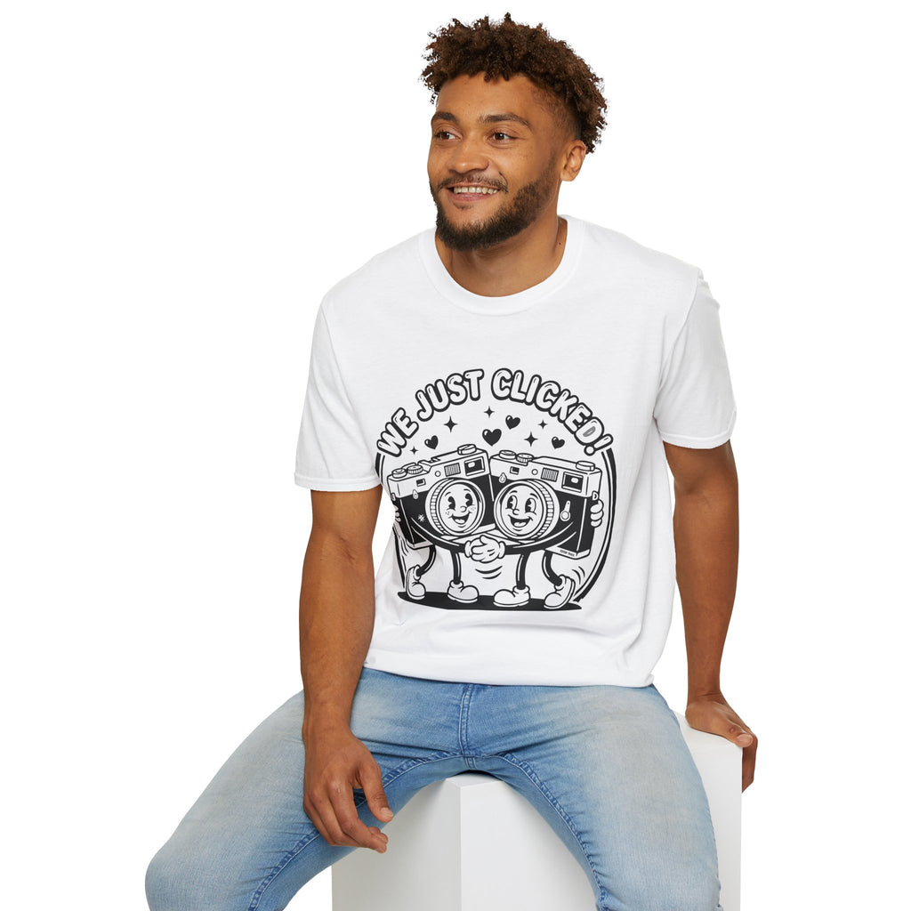 ‘We Just Clicked!’ camera besties forever fun 1930’s art style camera graphic T-Shirt — Photography Lover Tee