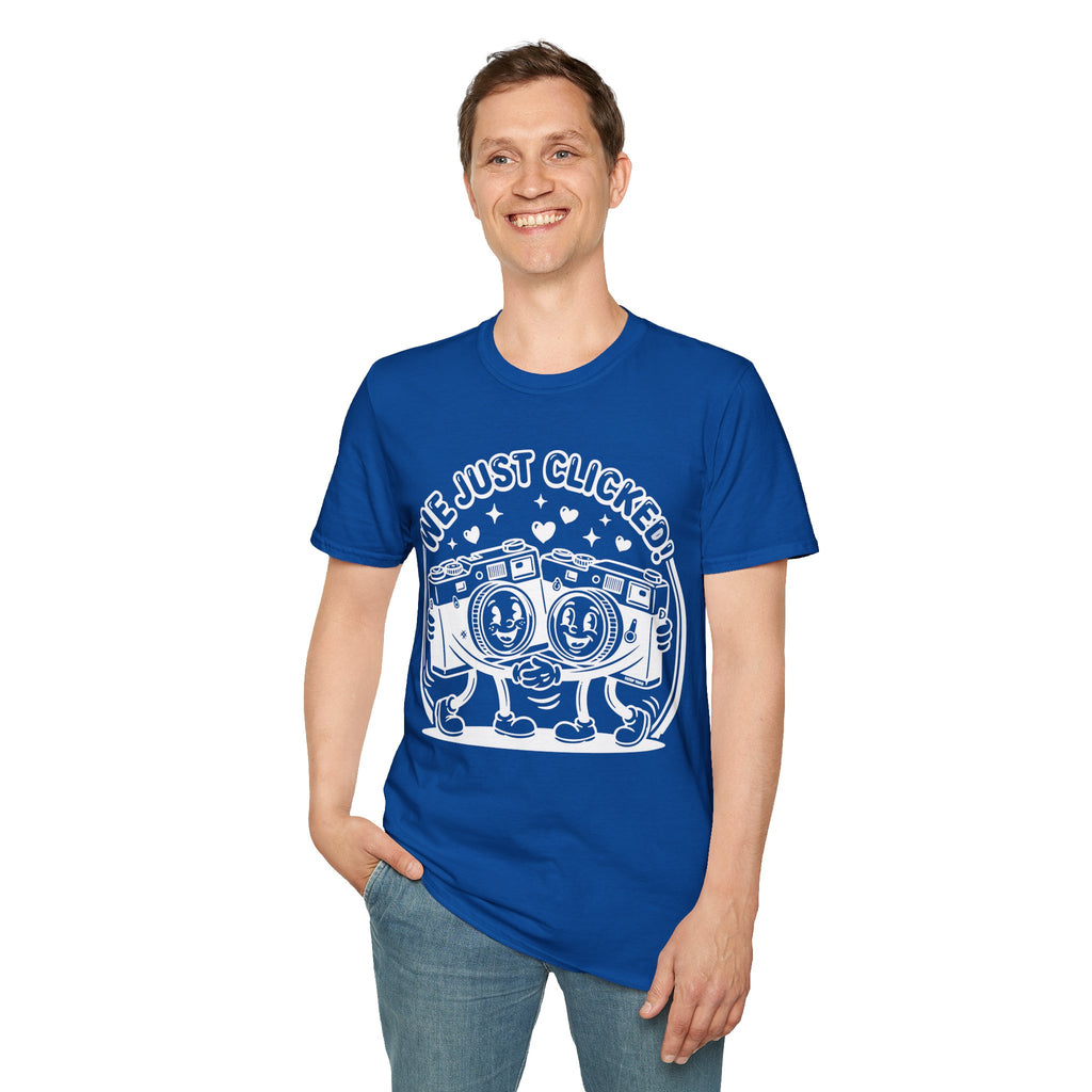 ‘We Just Clicked!’ camera besties forever fun 1930’s art style camera graphic T-Shirt — Photography Lover Tee
