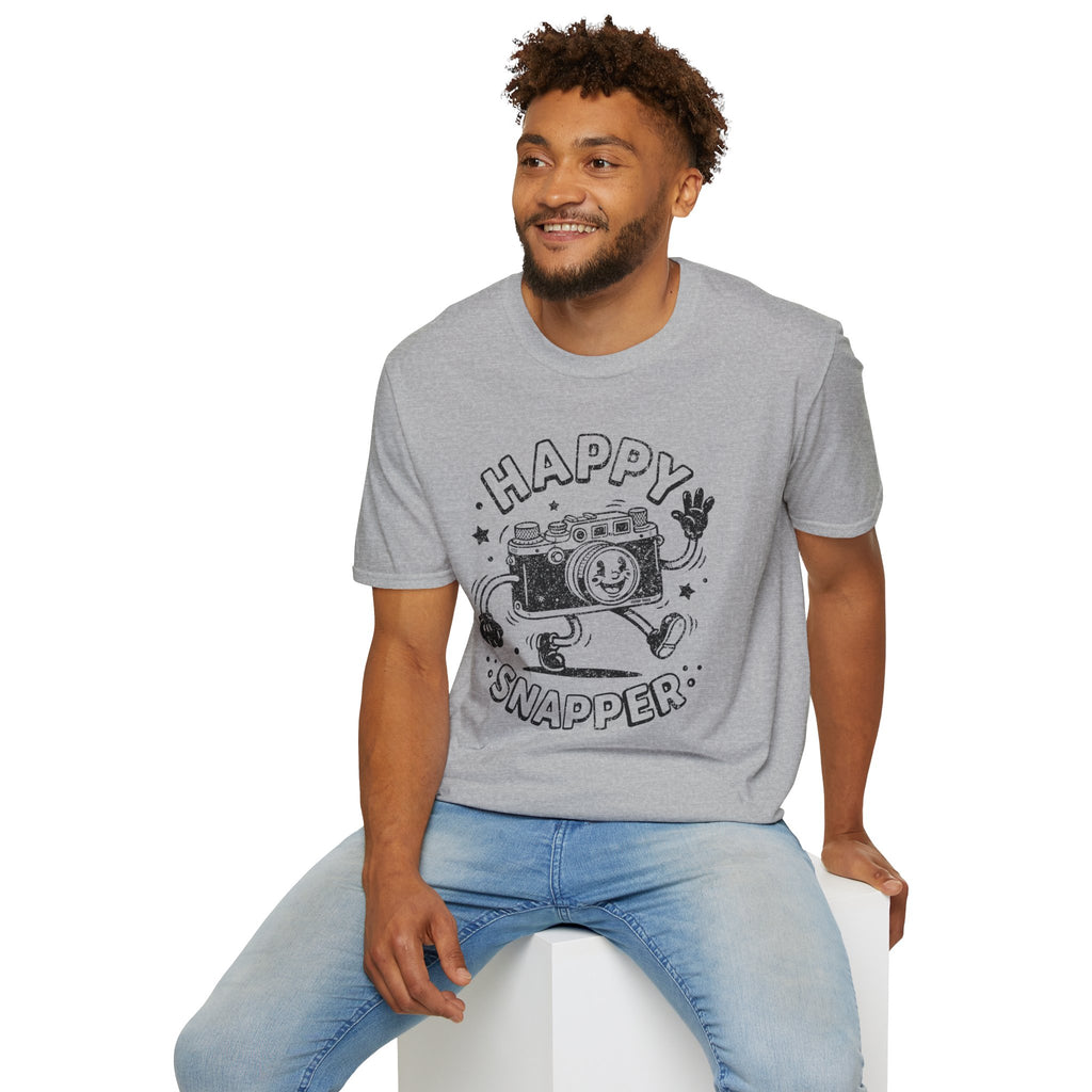 Happy Snapper DISTRESSED VERSION fun 1930’s art style camera graphic T-Shirt — Photography Lover Tee