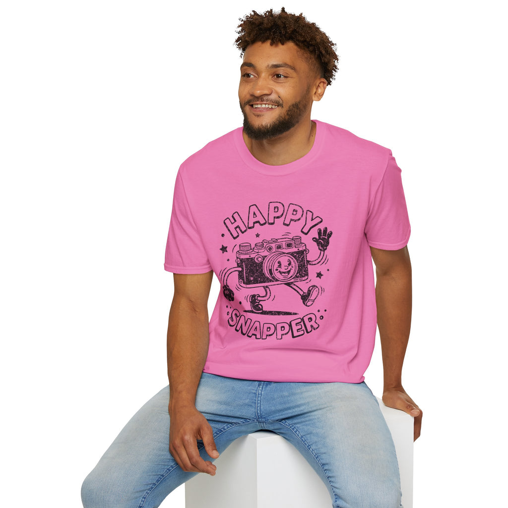 Happy Snapper DISTRESSED VERSION fun 1930’s art style camera graphic T-Shirt — Photography Lover Tee
