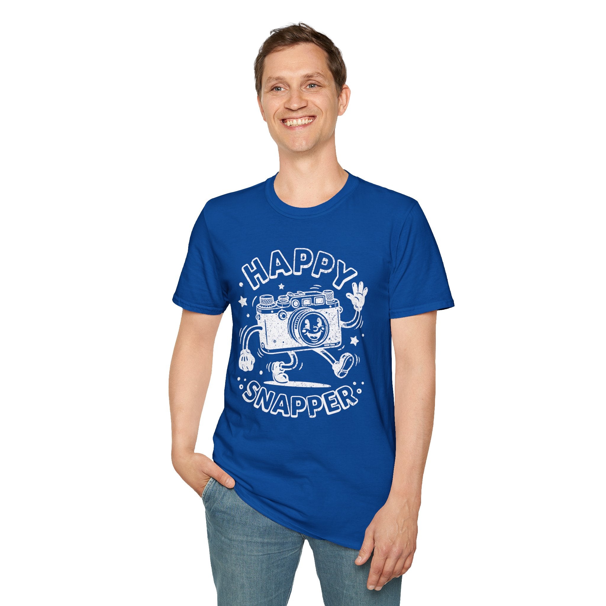 Happy Snapper DISTRESSED VERSION fun 1930’s art style camera graphic T-Shirt — Photography Lover Tee
