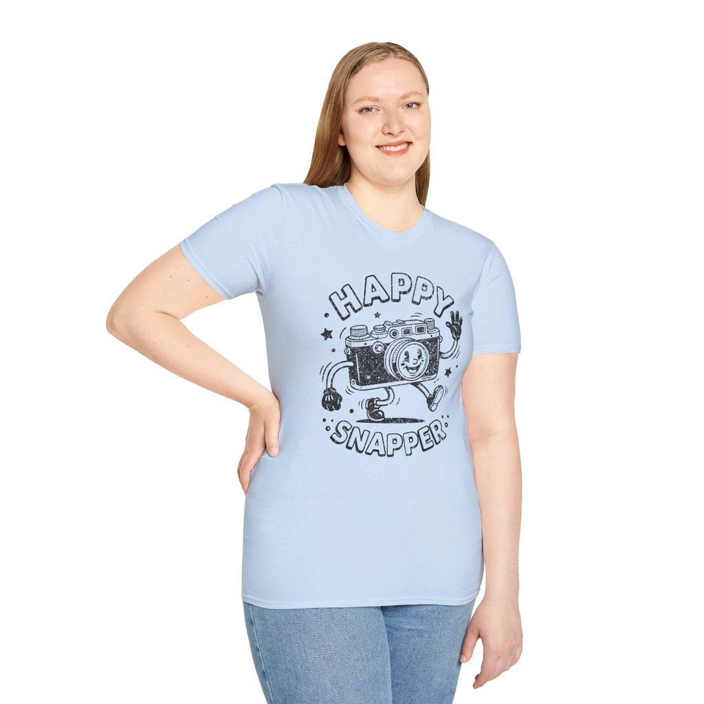 Happy Snapper DISTRESSED VERSION fun 1930’s art style camera graphic T-Shirt — Photography Lover Tee