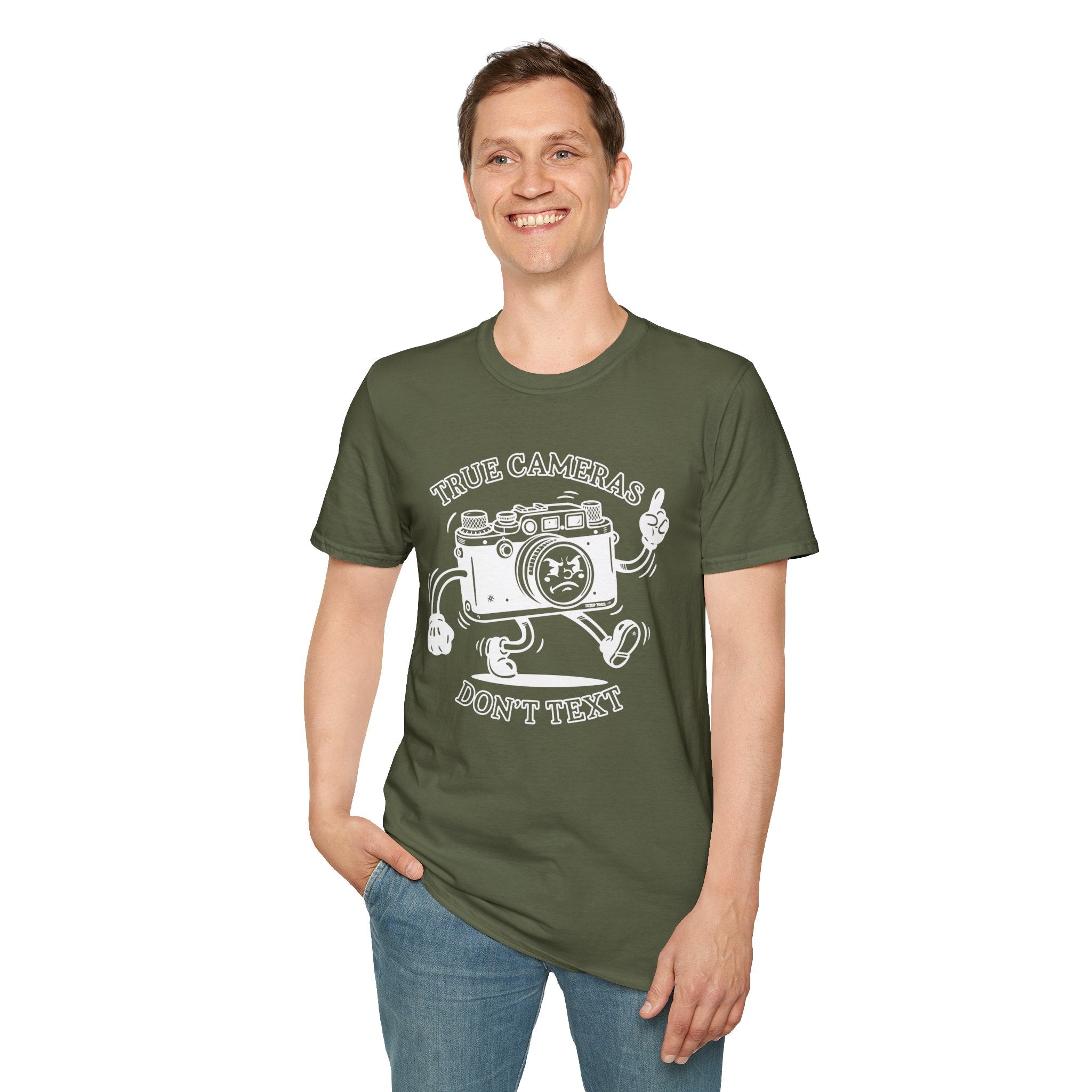 ‘True Cameras Don’t Text’ put your phone away with this funny T-Shirt — Photography Lover Tee