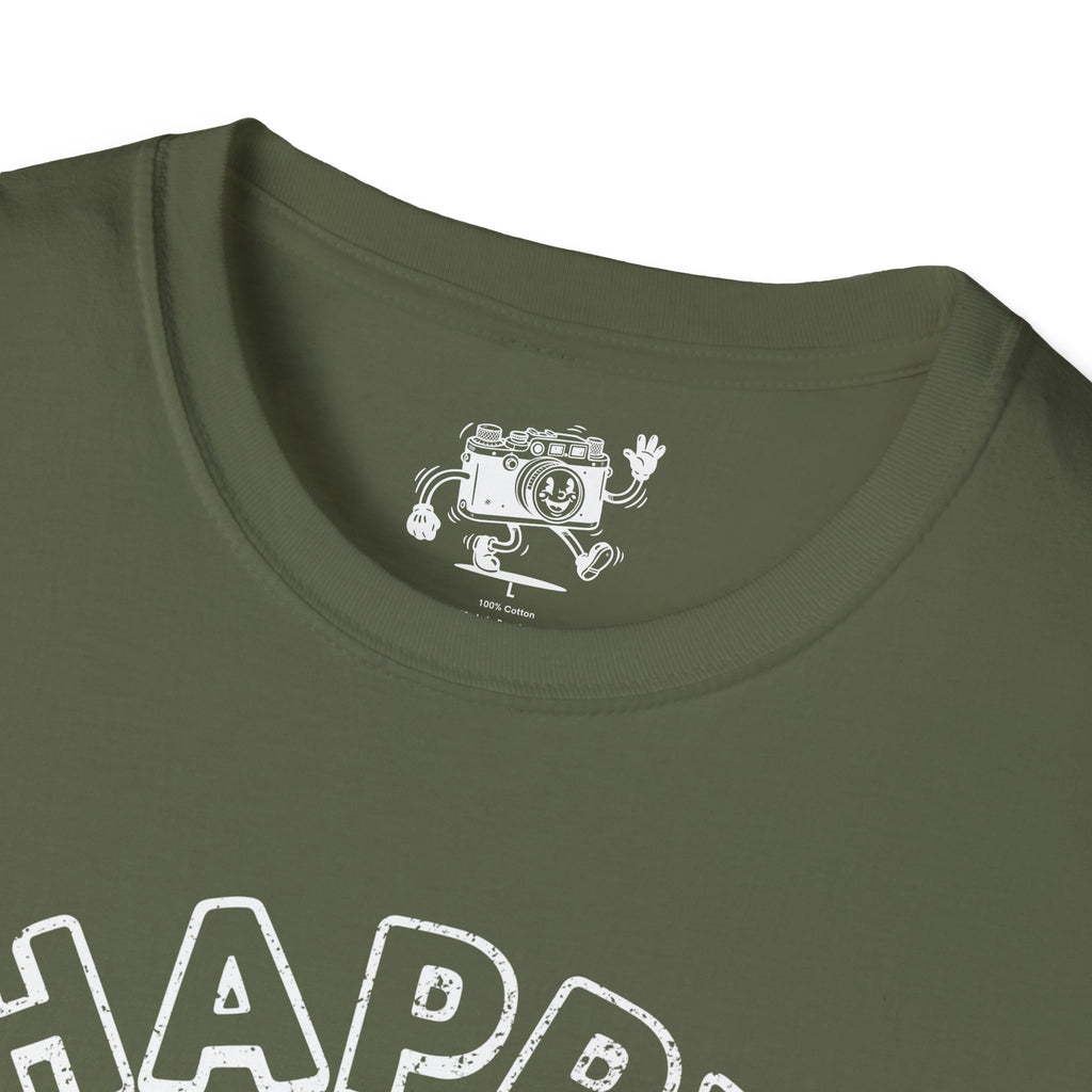 Happy Snapper DISTRESSED VERSION fun 1930’s art style camera graphic T-Shirt — Photography Lover Tee