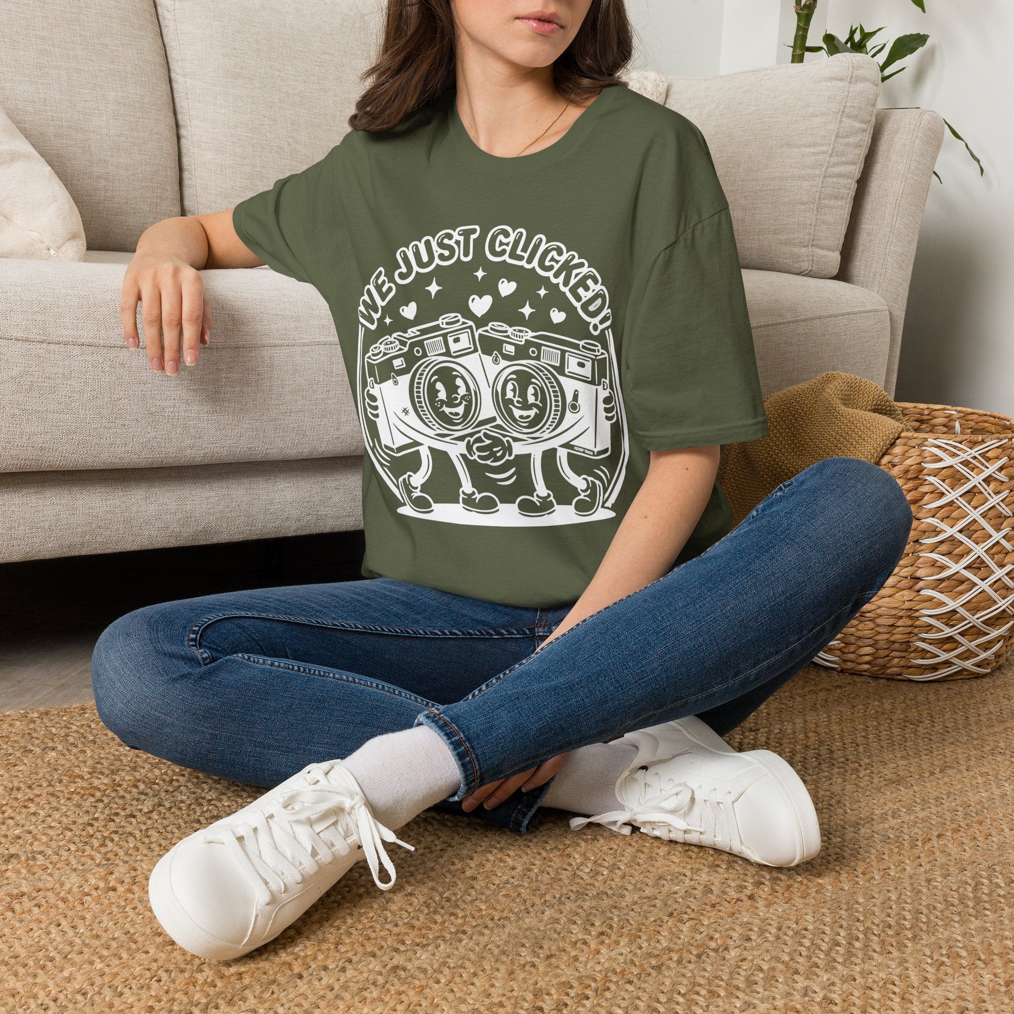 ‘We Just Clicked!’ camera besties forever fun 1930’s art style camera graphic T-Shirt — Photography Lover Tee