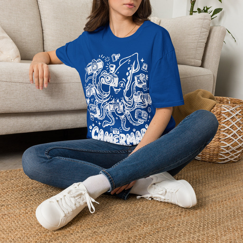 ‘Camerami’ DISTRESSED VERSION Fun Squid Calamari/Cameras T-Shirt — Photography Lover Tee