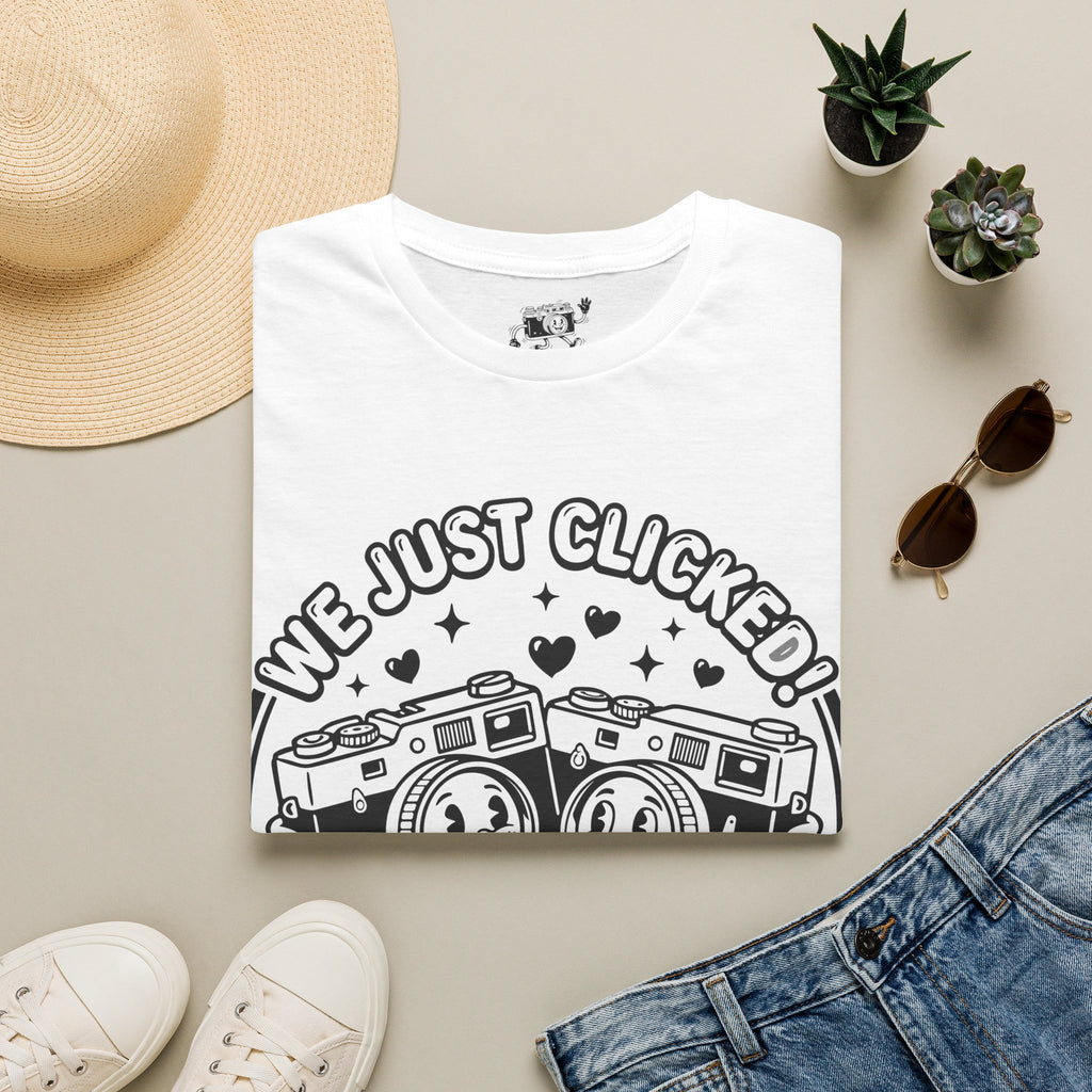 ‘We Just Clicked!’ camera besties forever fun 1930’s art style camera graphic T-Shirt — Photography Lover Tee