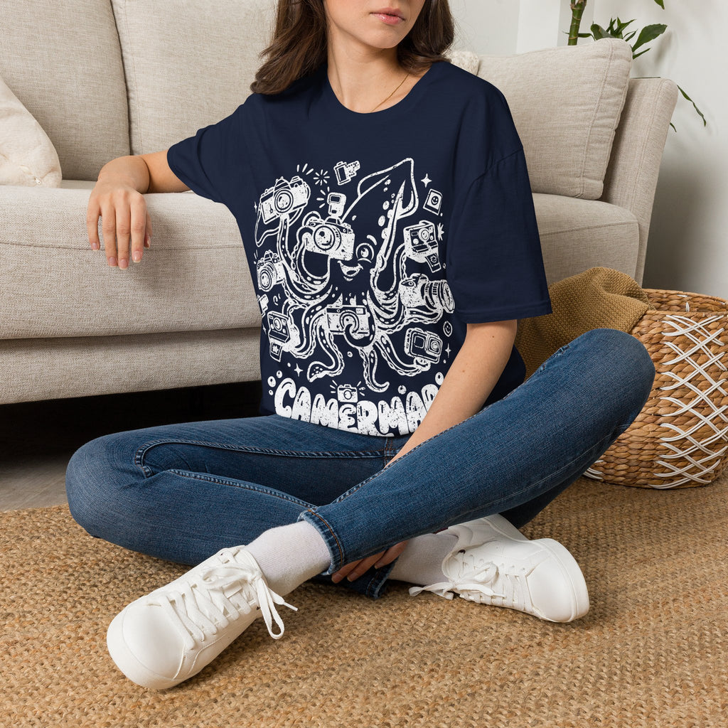 ‘Camerami’ DISTRESSED VERSION Fun Squid Calamari/Cameras T-Shirt — Photography Lover Tee