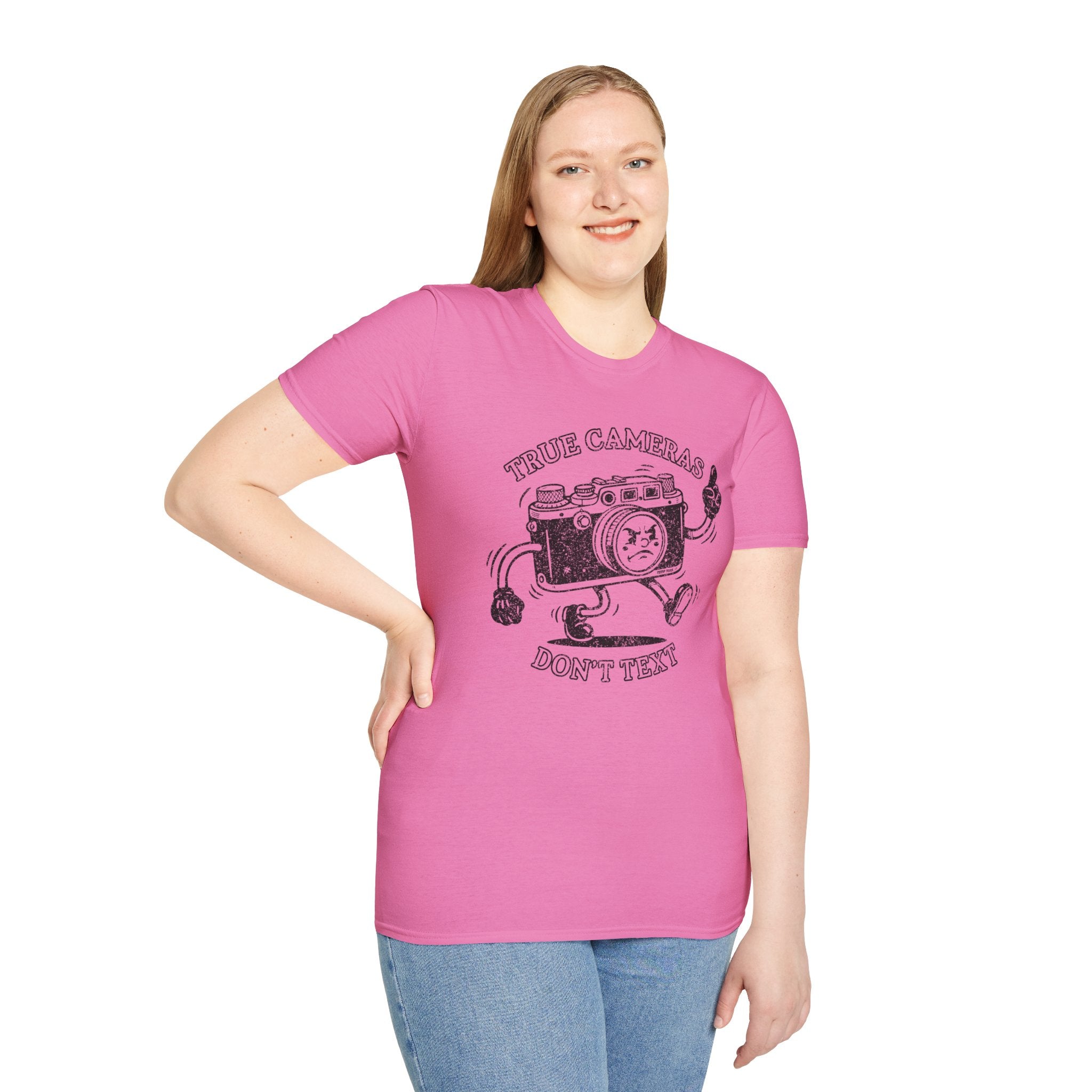 DISTRESSED VERSION ‘True Cameras Don’t Text’ put your phone away with this funny T-Shirt — Photography Lover Tee