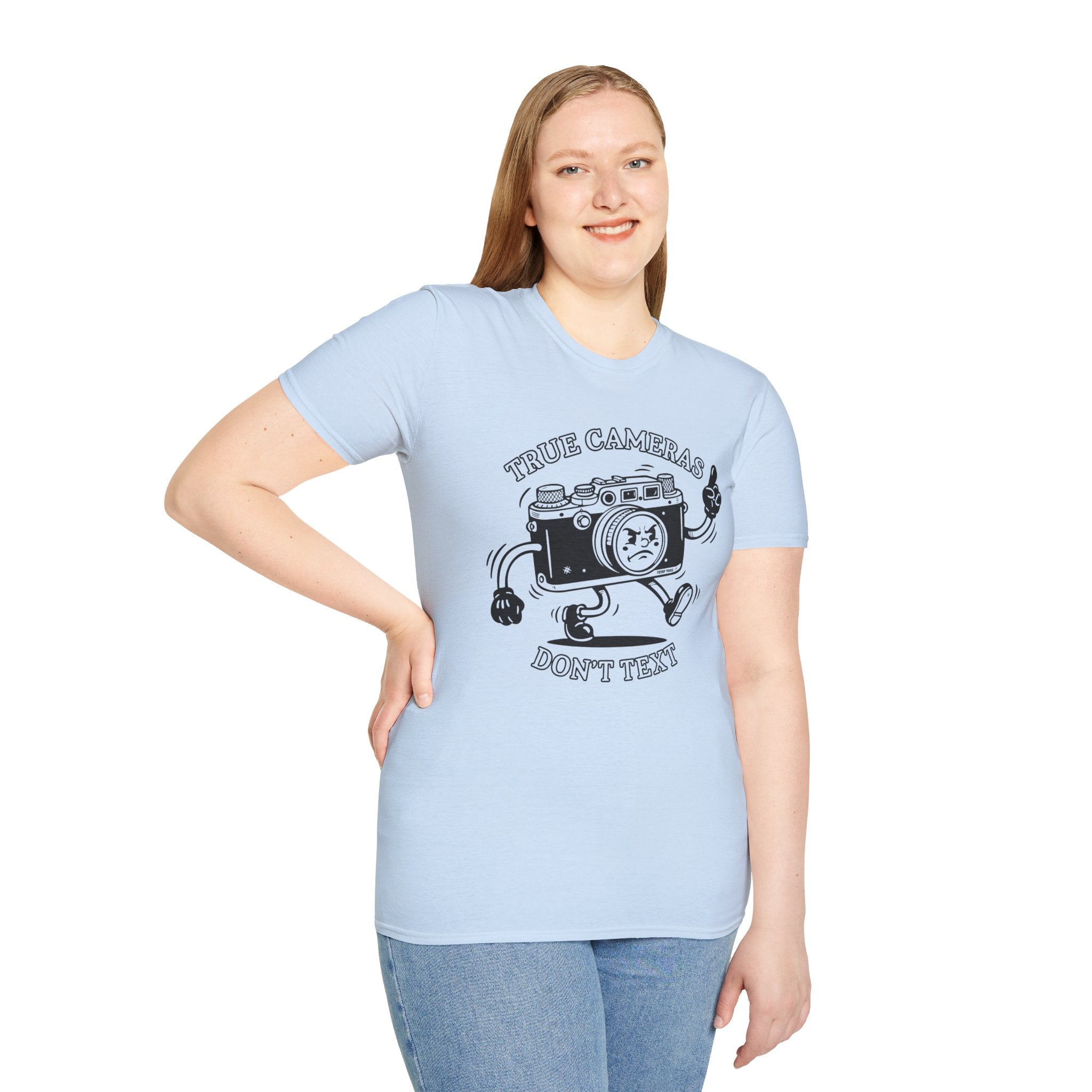 ‘True Cameras Don’t Text’ put your phone away with this funny T-Shirt — Photography Lover Tee