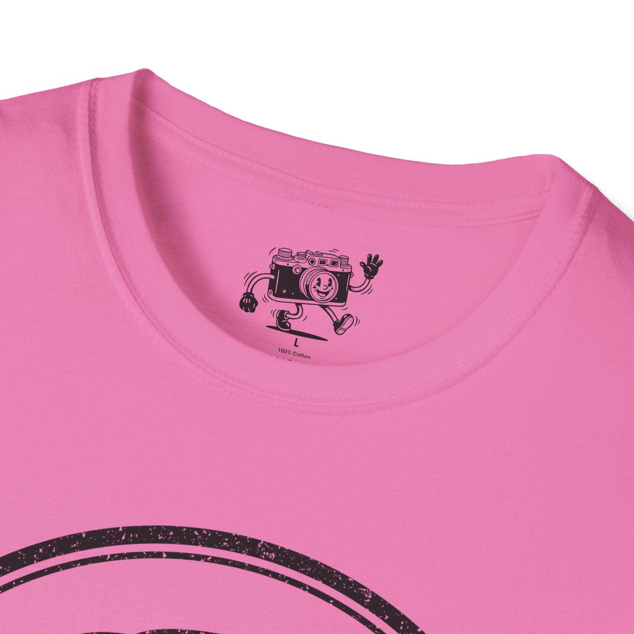 ‘Focused’ DISTRESSED VERSION show your determination with this funny lens T-Shirt — Photography Lover Tee