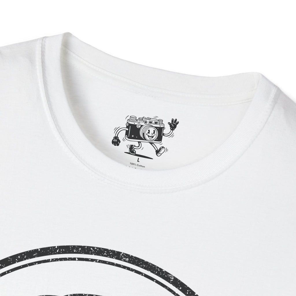 ‘Focused’ DISTRESSED VERSION show your determination with this funny lens T-Shirt — Photography Lover Tee