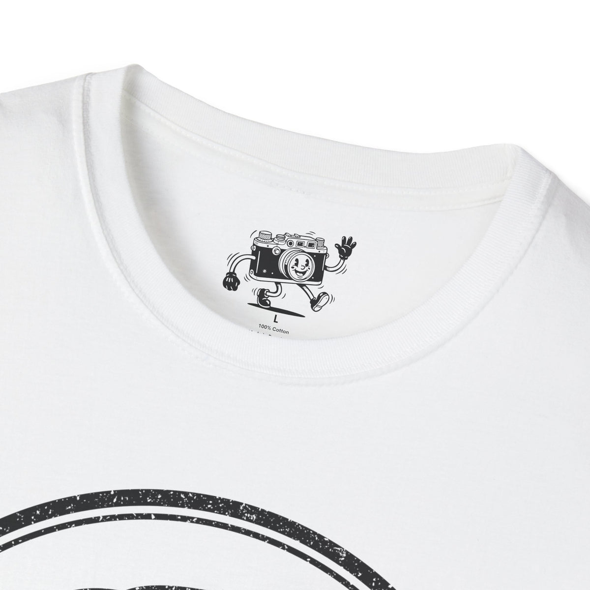‘Focused’ DISTRESSED VERSION show your determination with this funny lens T-Shirt — Photography Lover Tee