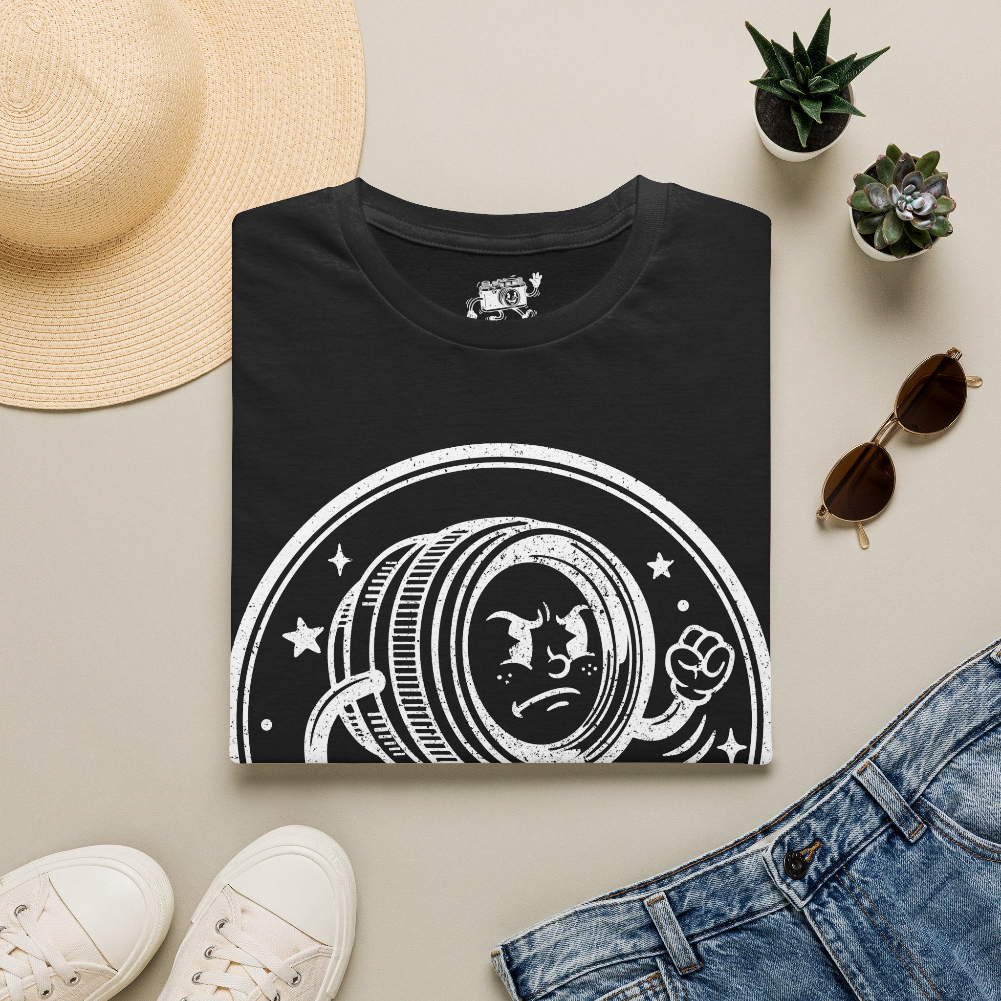‘Focused’ DISTRESSED VERSION show your determination with this funny lens T-Shirt — Photography Lover Tee
