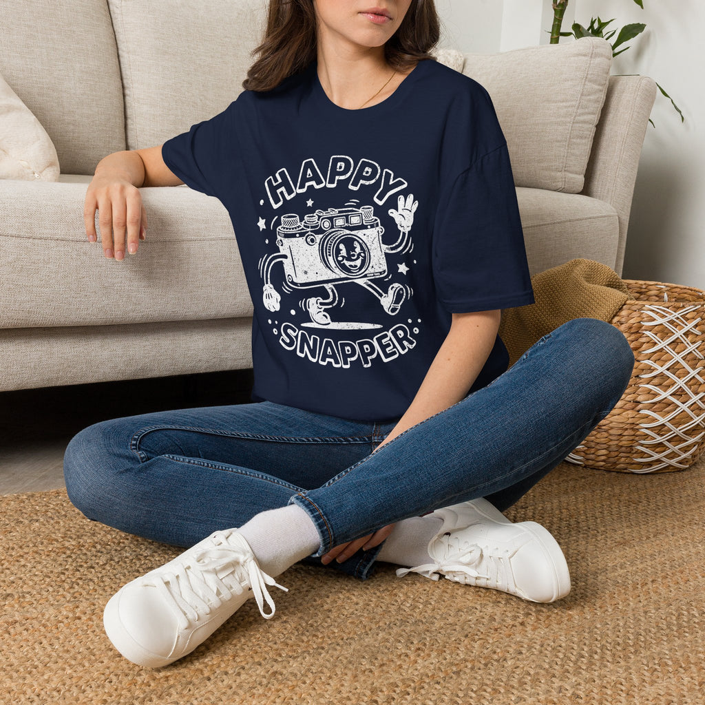 Happy Snapper DISTRESSED VERSION fun 1930’s art style camera graphic T-Shirt — Photography Lover Tee