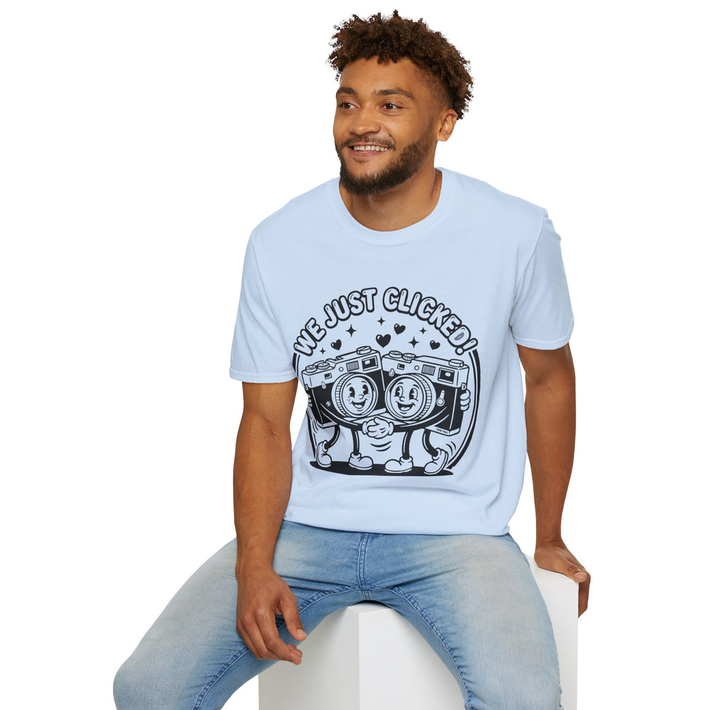 ‘We Just Clicked!’ camera besties forever fun 1930’s art style camera graphic T-Shirt — Photography Lover Tee