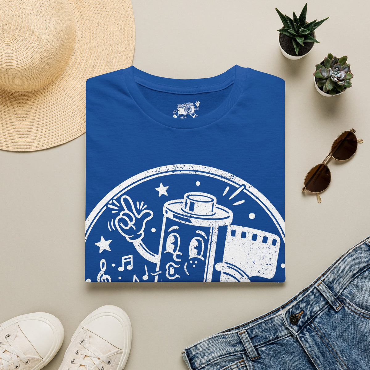 ‘On a Roll’ DISTRESSED VERSION Funny Camera 35mm FilmT-Shirt — Photography Lover Tee
