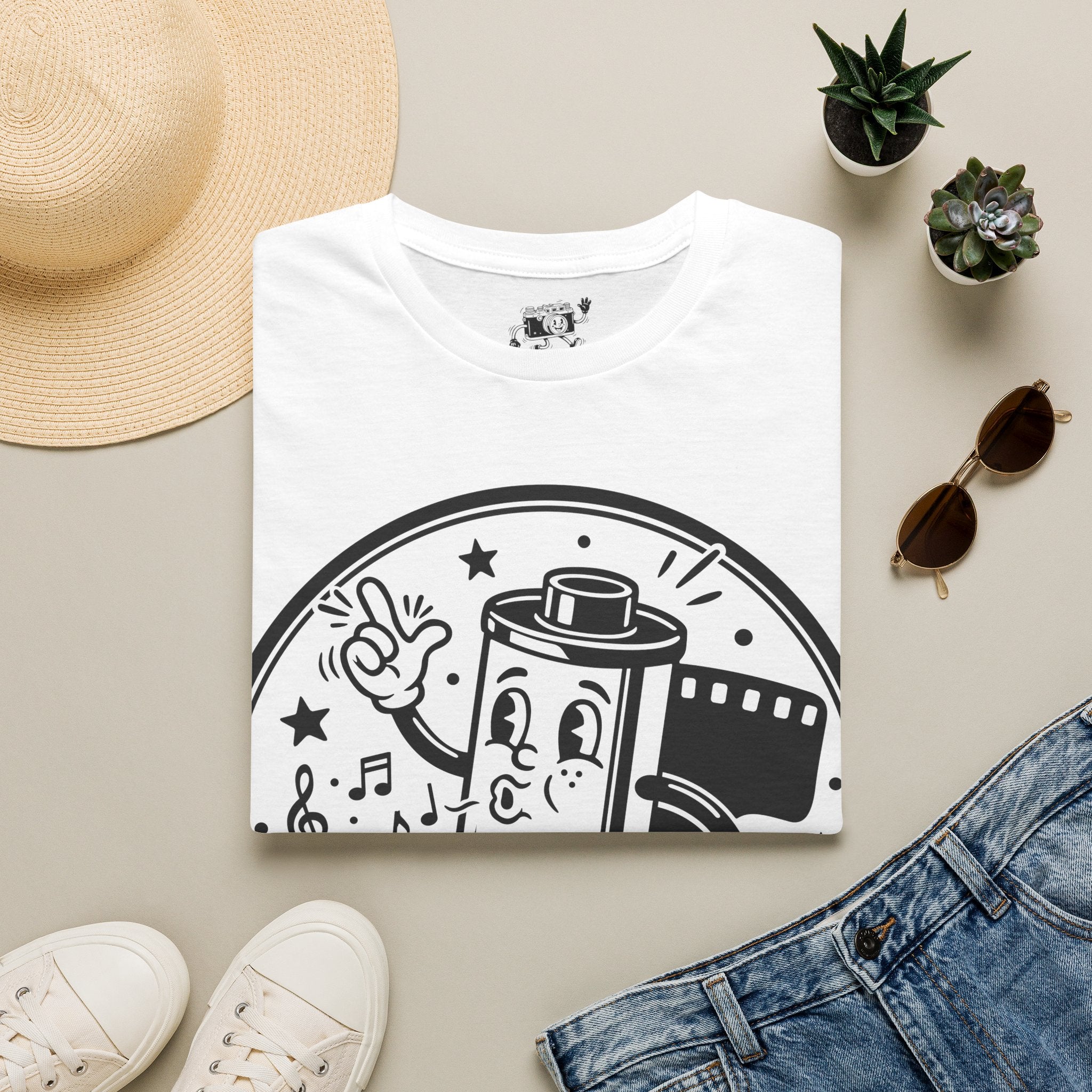 ‘On a Roll’ Funny Camera 35mm FilmT-Shirt — Photography Lover Tee