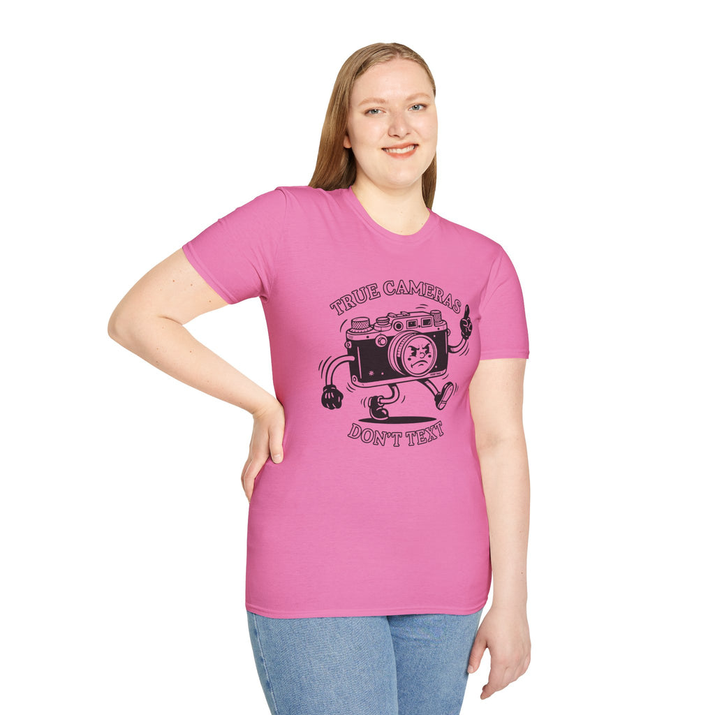 ‘True Cameras Don’t Text’ put your phone away with this funny T-Shirt — Photography Lover Tee
