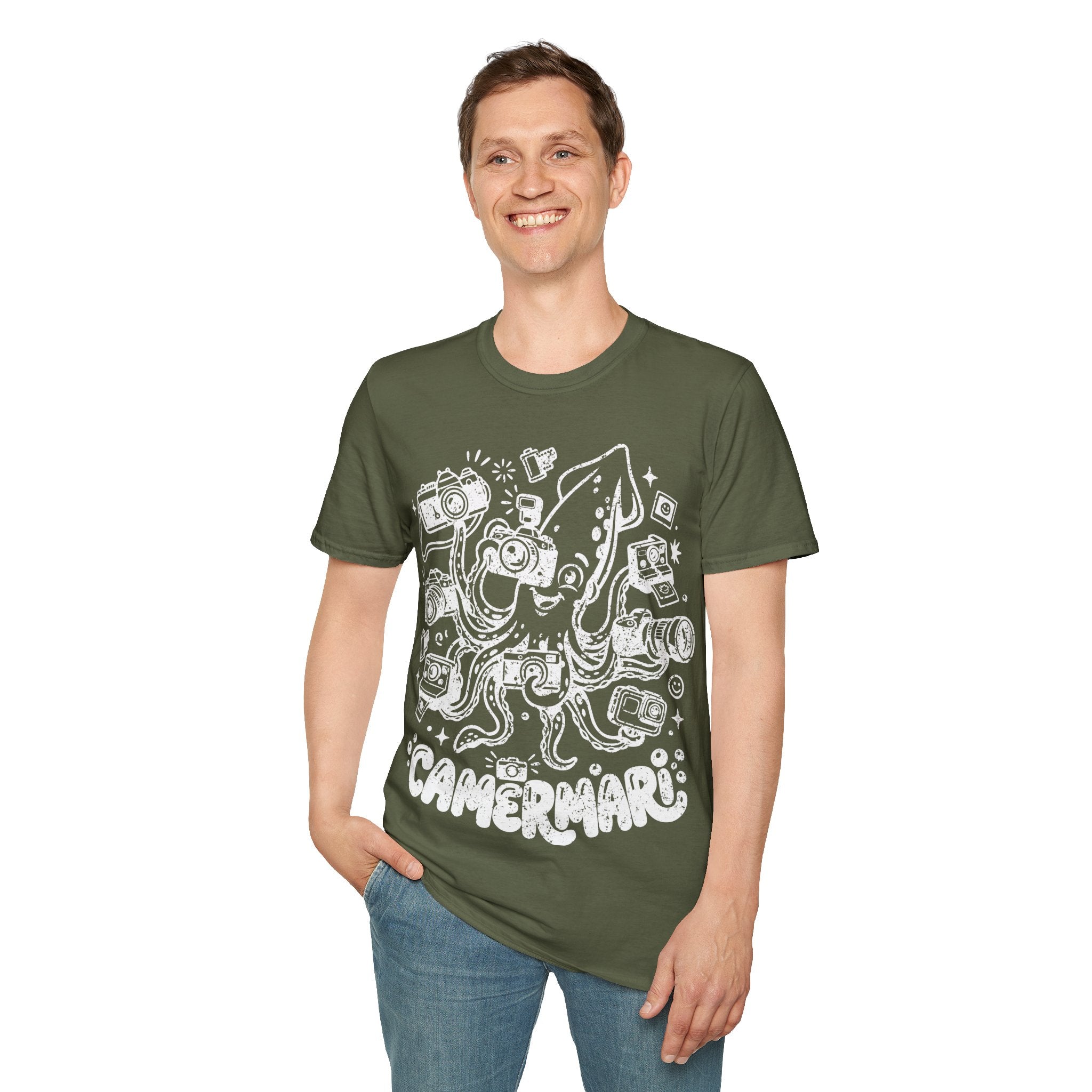 ‘Camerami’ DISTRESSED VERSION Fun Squid Calamari/Cameras T-Shirt — Photography Lover Tee