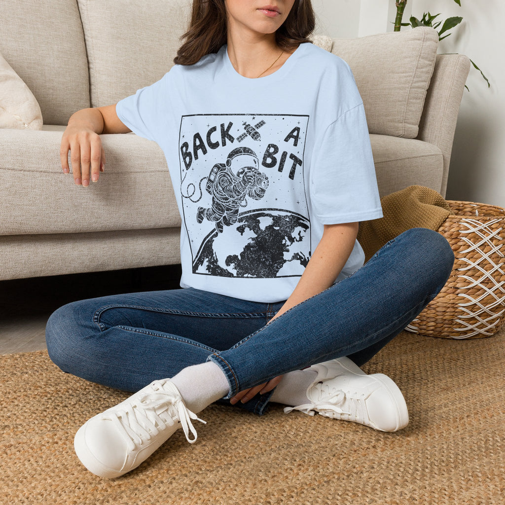DISTRESSED VERSION ‘Back a Bit’ wide angle lens at the ready with this funny T-Shirt — Photography Lover Tee
