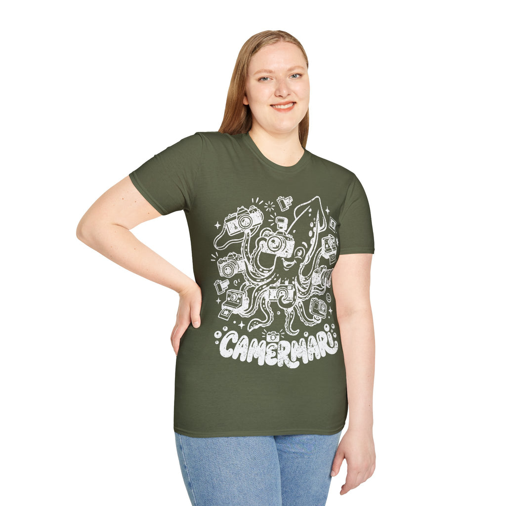 ‘Camerami’ DISTRESSED VERSION Fun Squid Calamari/Cameras T-Shirt — Photography Lover Tee