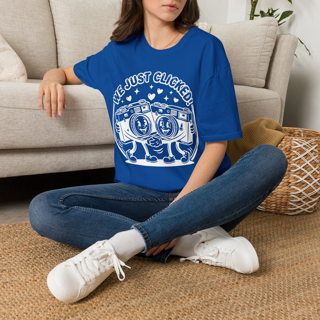 ‘We Just Clicked!’ camera besties forever fun 1930’s art style camera graphic T-Shirt — Photography Lover Tee