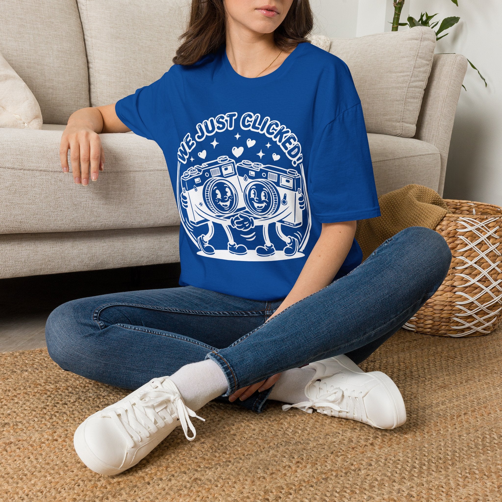 ‘We Just Clicked!’ camera besties forever fun 1930’s art style camera graphic T-Shirt — Photography Lover Tee