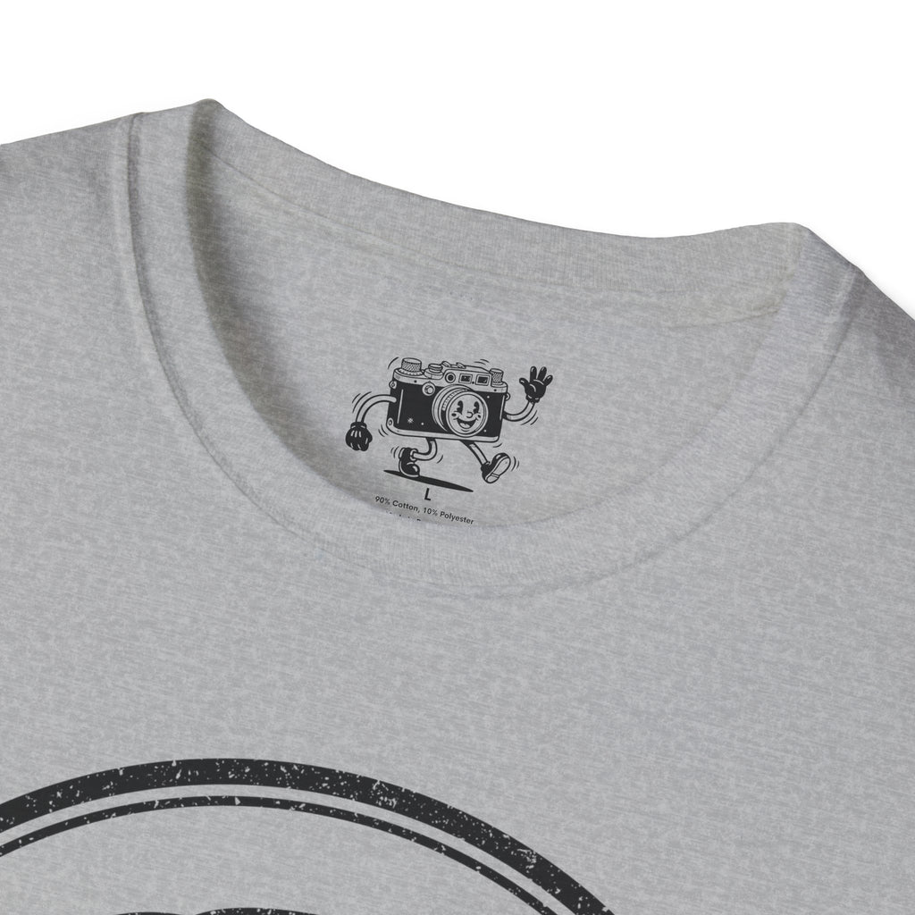 ‘Focused’ DISTRESSED VERSION show your determination with this funny lens T-Shirt — Photography Lover Tee