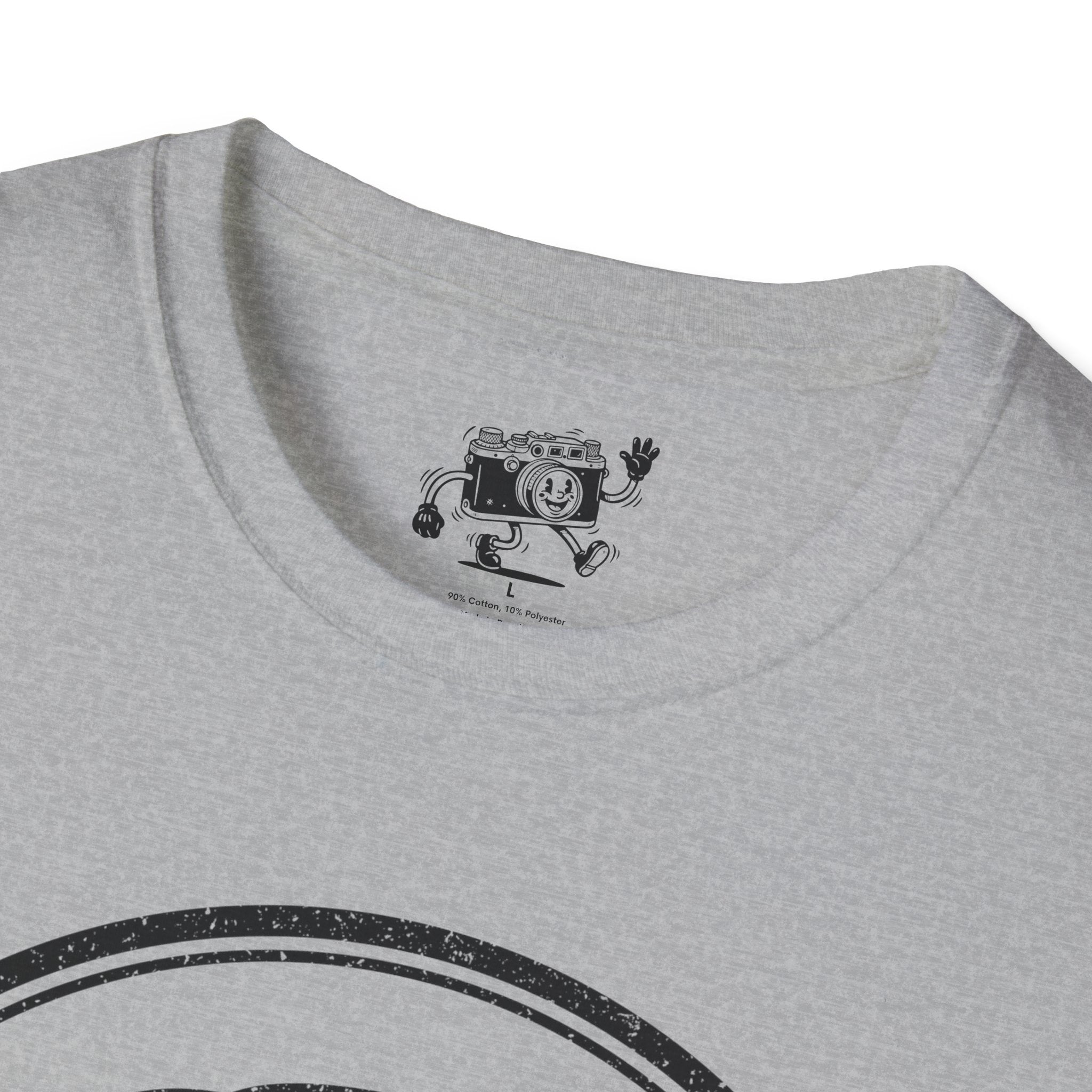 ‘Focused’ DISTRESSED VERSION show your determination with this funny lens T-Shirt — Photography Lover Tee