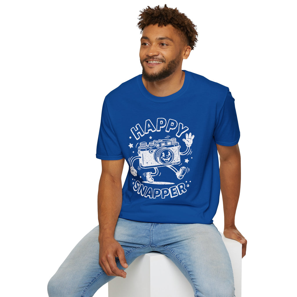 Happy Snapper DISTRESSED VERSION fun 1930’s art style camera graphic T-Shirt — Photography Lover Tee