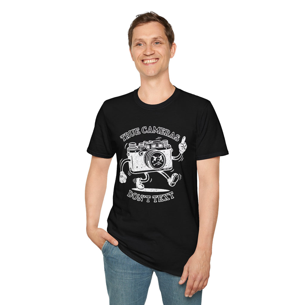 DISTRESSED VERSION ‘True Cameras Don’t Text’ put your phone away with this funny T-Shirt — Photography Lover Tee