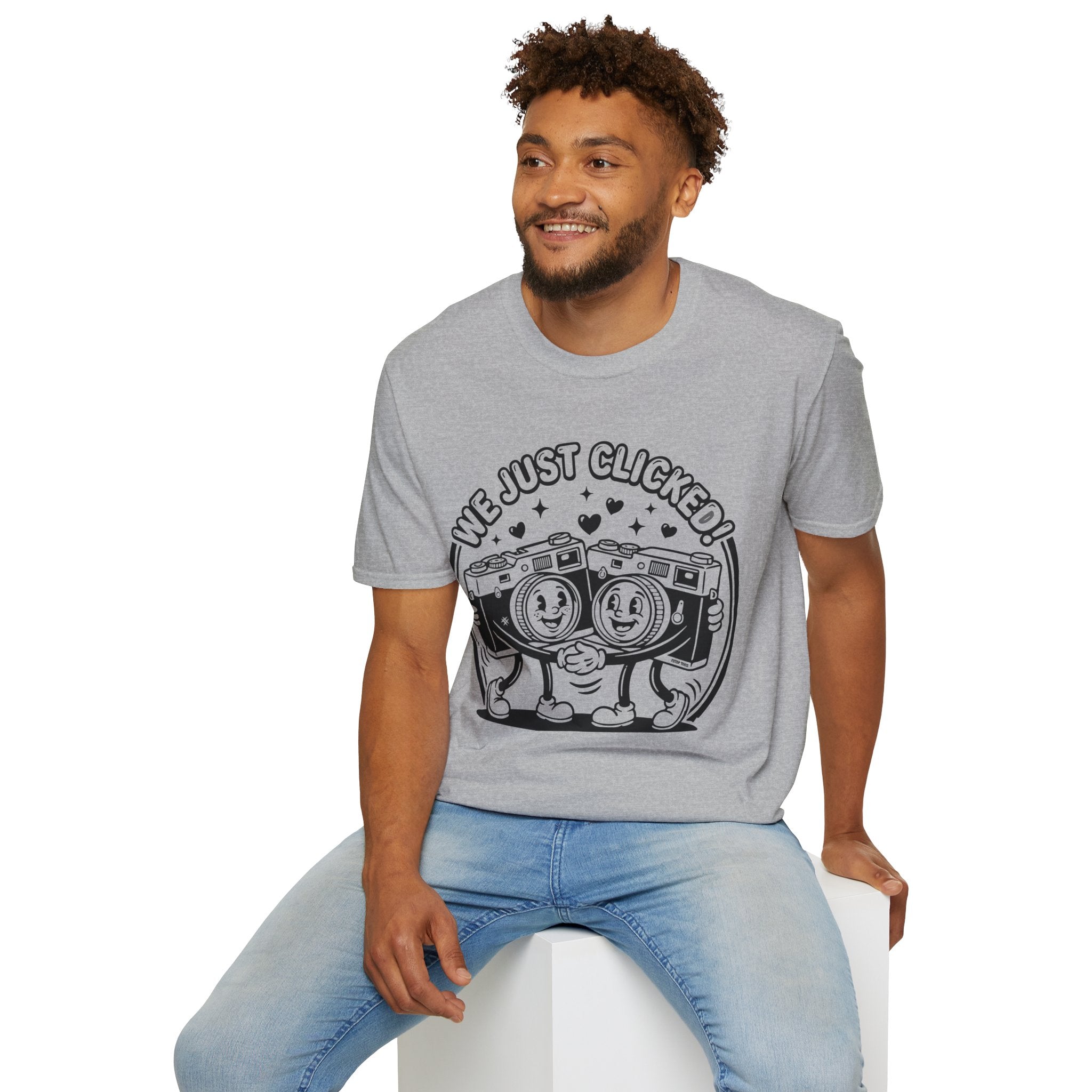 ‘We Just Clicked!’ camera besties forever fun 1930’s art style camera graphic T-Shirt — Photography Lover Tee